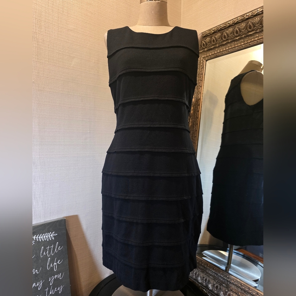Calvin Klein - Y2K Black Tiered Sleeveless Midi Dress.  Sz 10